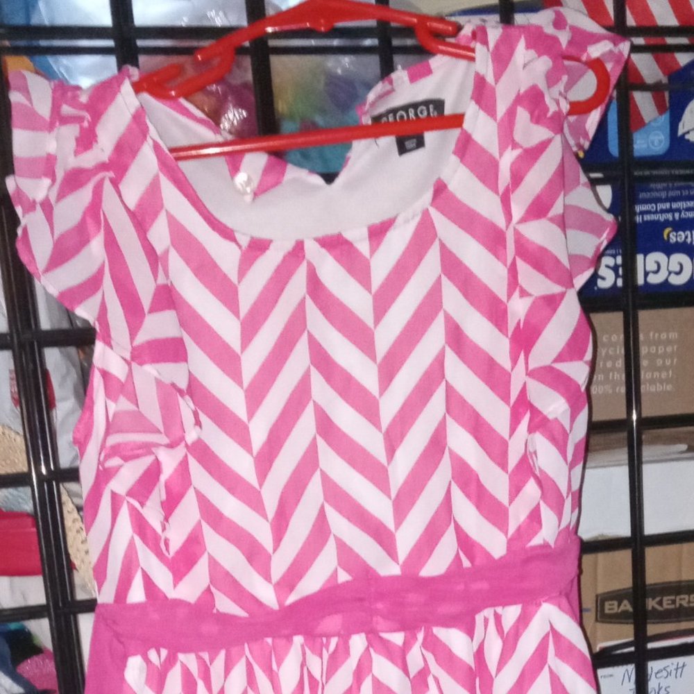 George Brand Girl's Hor Pink & White Chevron Dress Size 10 Formal Casual